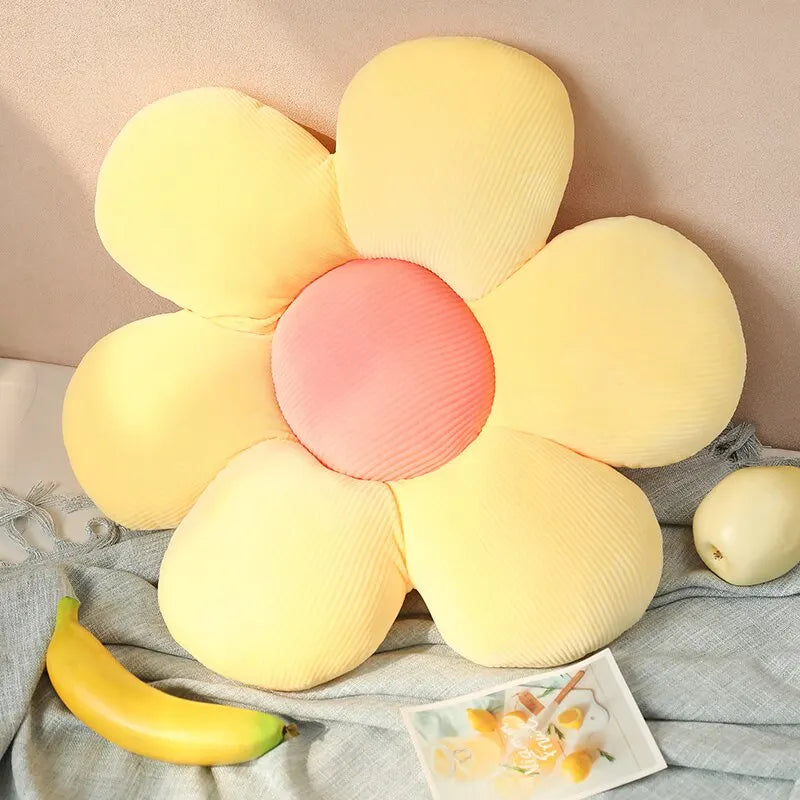 35cm Soft Plush Daisy Cushion