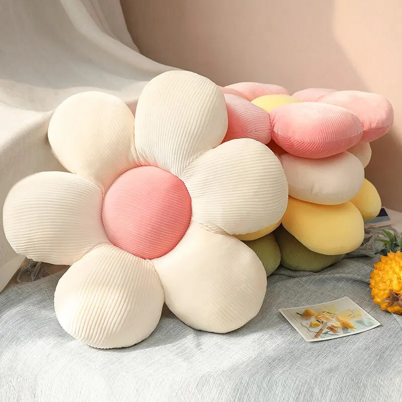 35cm Soft Plush Daisy Cushion